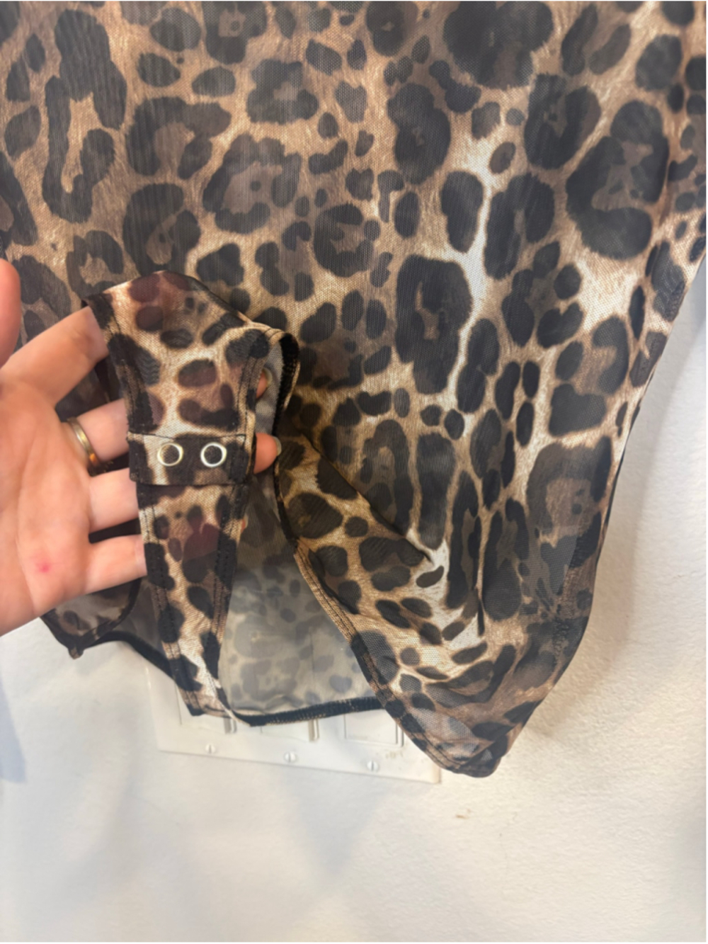 Express NWT Leopard Print Mesh Mock Neck Long Sleeve Bodysuit - Sheer Top M - Picture 2 of 6